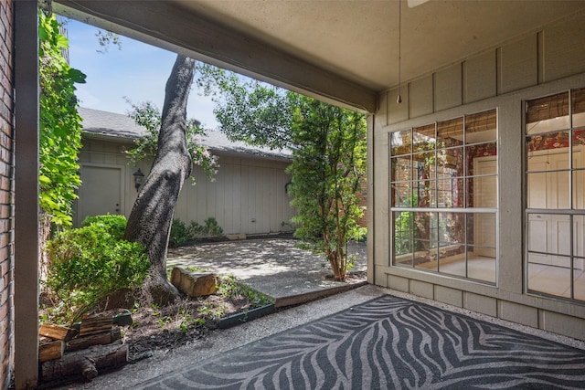 unfurnished sunroom with a wealth of natural light