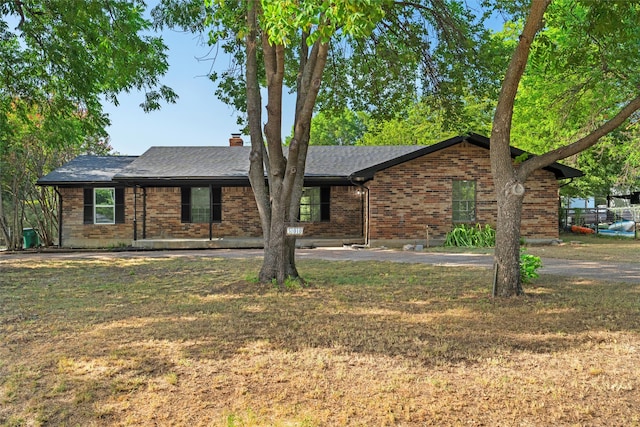 Listing photo 3 for 500 E Sherman St, Chico TX 76431