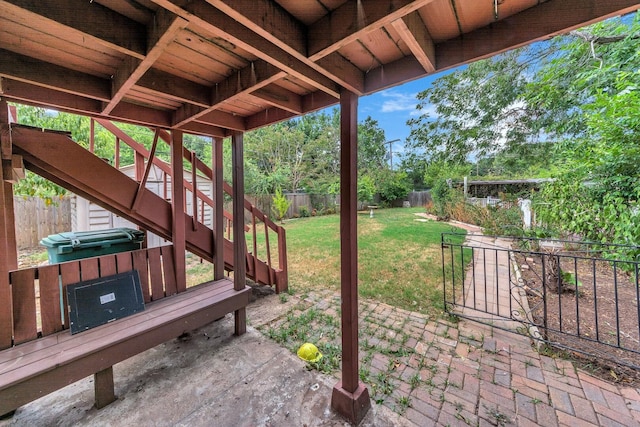 view of yard with a patio area