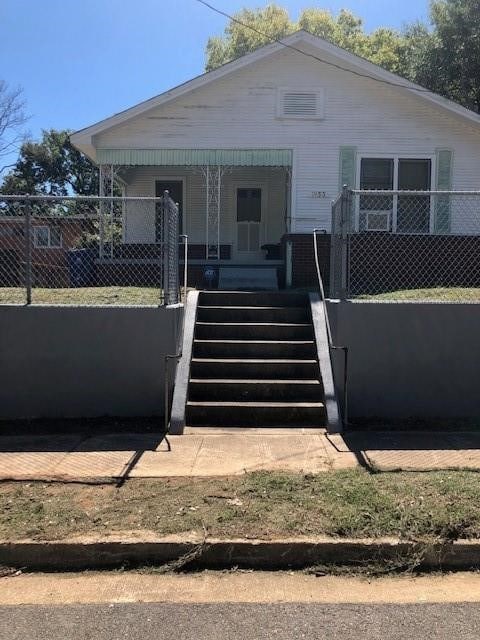 view of front of property with a porch