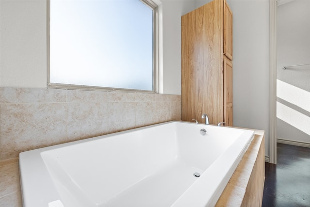 bathroom featuring a bathing tub