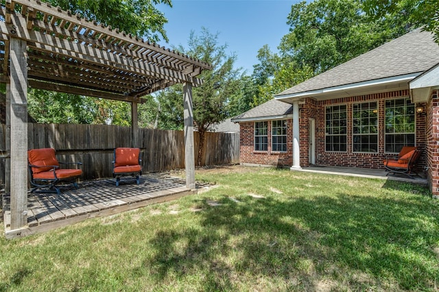 view of yard featuring a patio area and a pergola