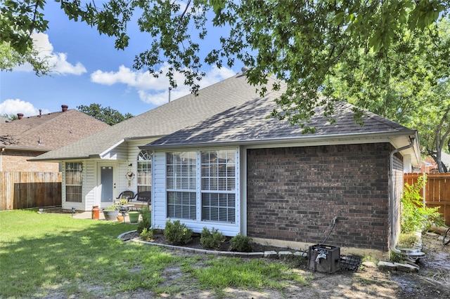 exterior space featuring a yard