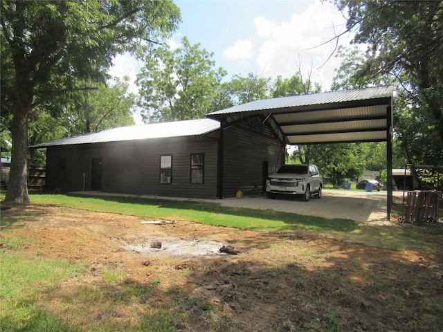 exterior space with a yard