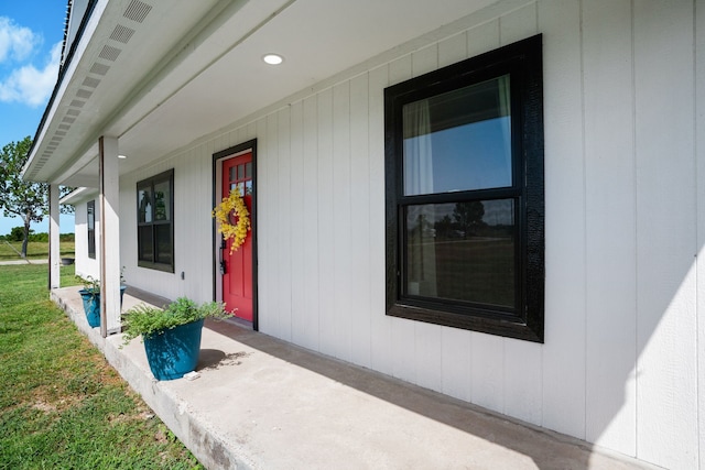 view of home's exterior