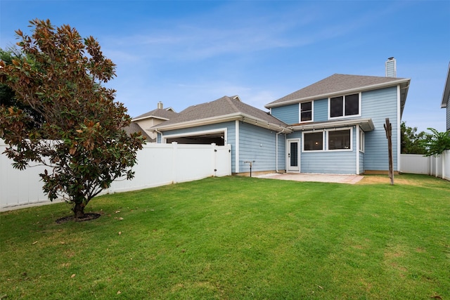 view of front property featuring a front yard and a patio