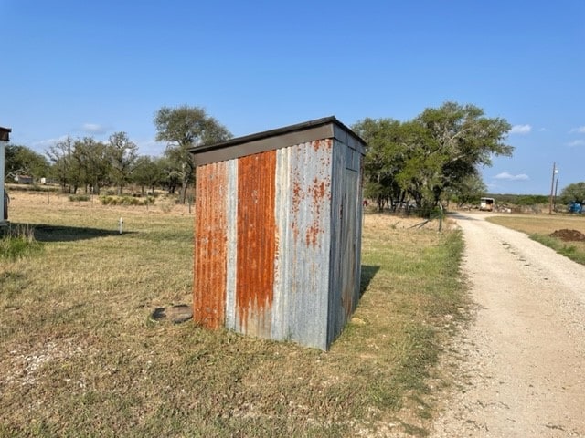 view of outdoor structure