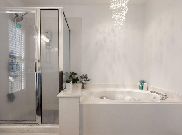 washroom featuring washer and clothes dryer and hardwood / wood-style floors