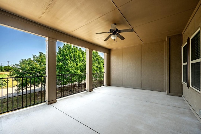 view of patio with ceiling fan