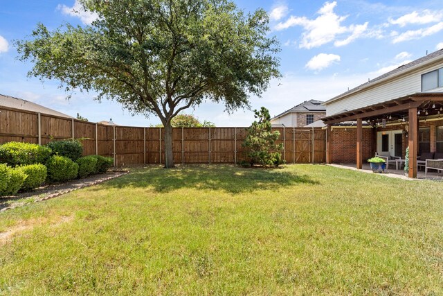 view of yard with a patio area