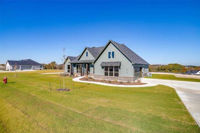 view of front of home with a front yard