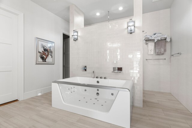 bathroom with a bathtub