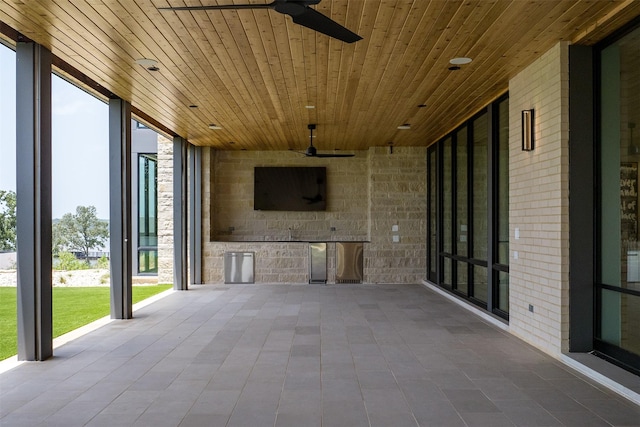 view of patio with ceiling fan