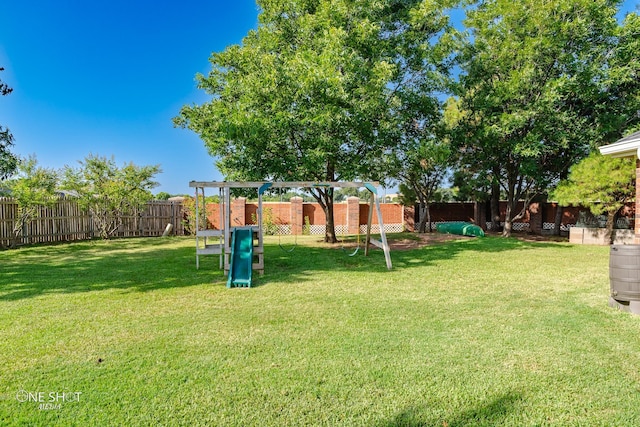 view of yard featuring a playground