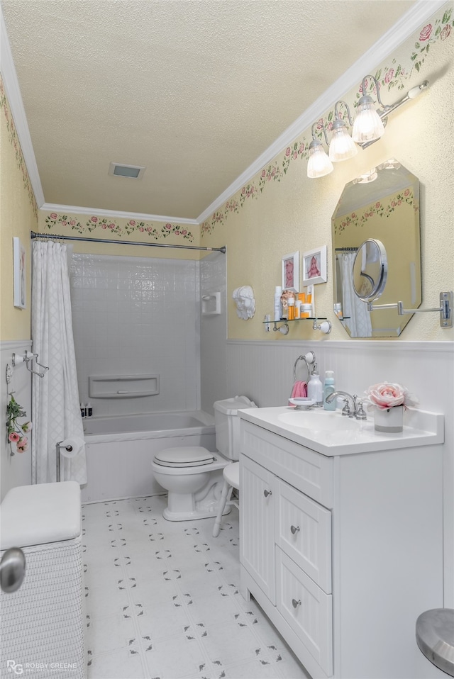 full bathroom with crown molding, shower / bath combination with curtain, a textured ceiling, toilet, and vanity