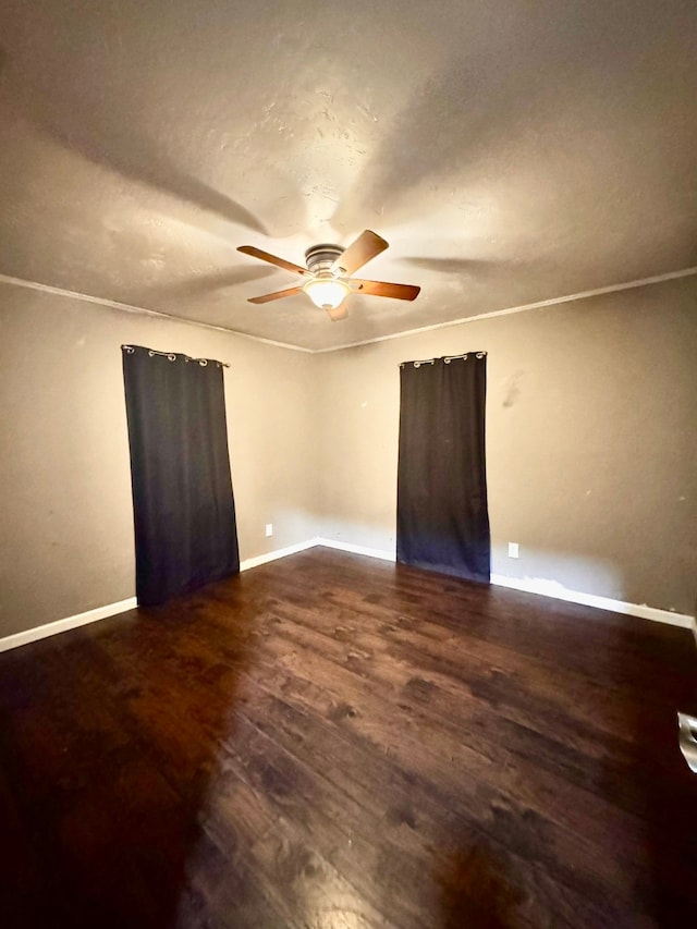 unfurnished room featuring wood-type flooring and ceiling fan