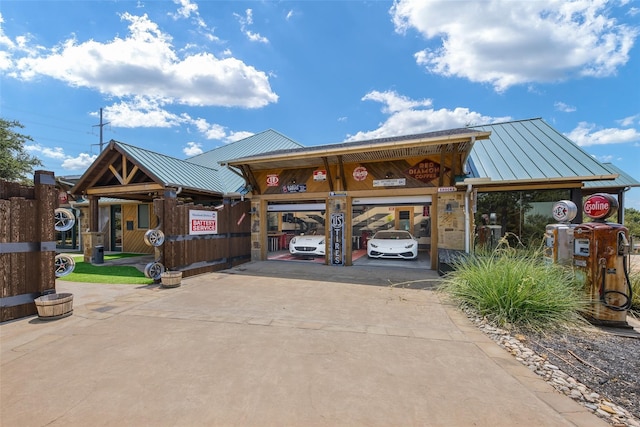 exterior space featuring a carport