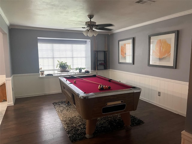 recreation room featuring crown molding, ceiling fan, dark hardwood / wood-style flooring, and billiards