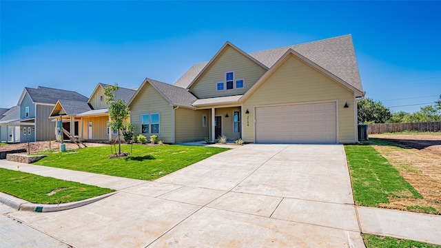 view of front of property with a front lawn