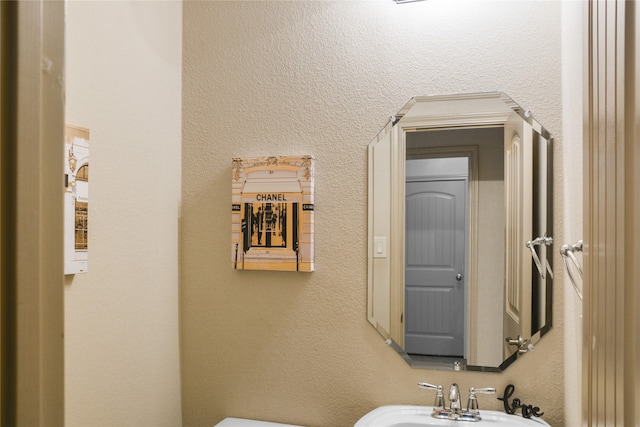 bathroom with sink