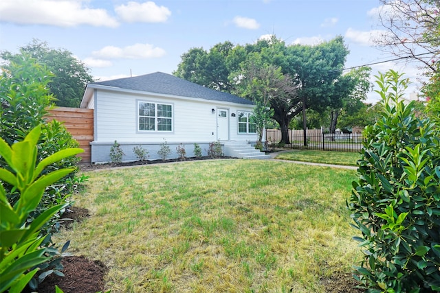 exterior space featuring a front yard