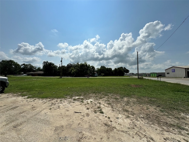 Listing photo 2 for 104 S 3rd St, Godley TX 76050