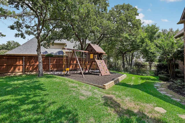 view of play area featuring a yard