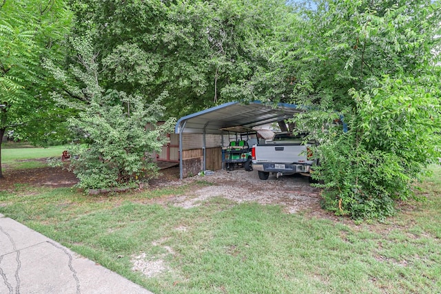 view of yard featuring a carport