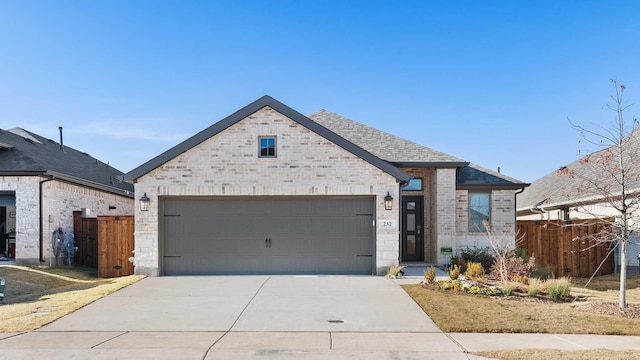 view of front facade featuring a garage