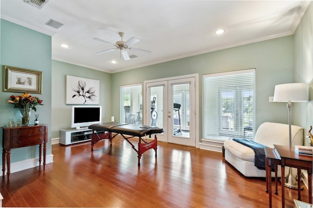 649 Oak Tree Cv, Cedar Hill, TX 75104 - playroom with crown molding, wood finished floors, ceiling fan, recessed lighting, and baseboards