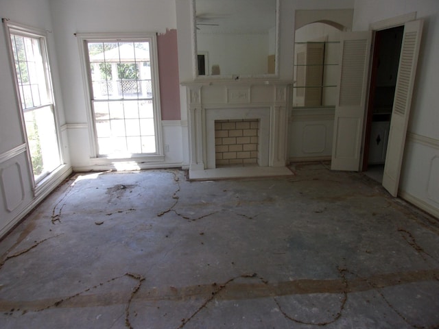 view of unfurnished living room
