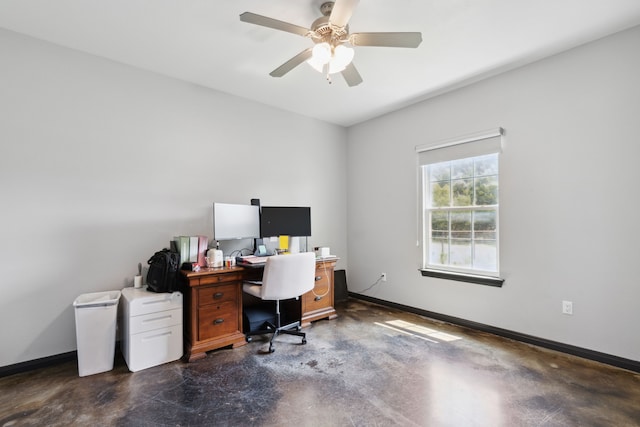 office area with ceiling fan