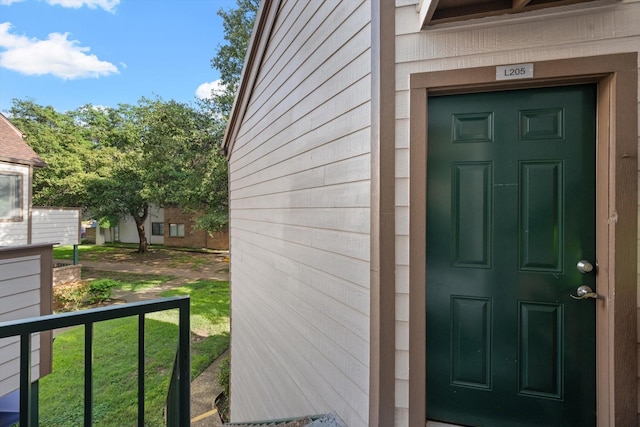 view of property entrance