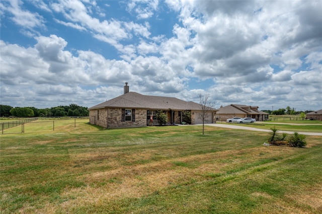 view of front of home with a front lawn