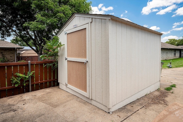 view of outdoor structure