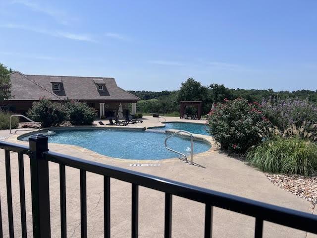 8552 Retreat Blvd, Cleburne, TX 76033