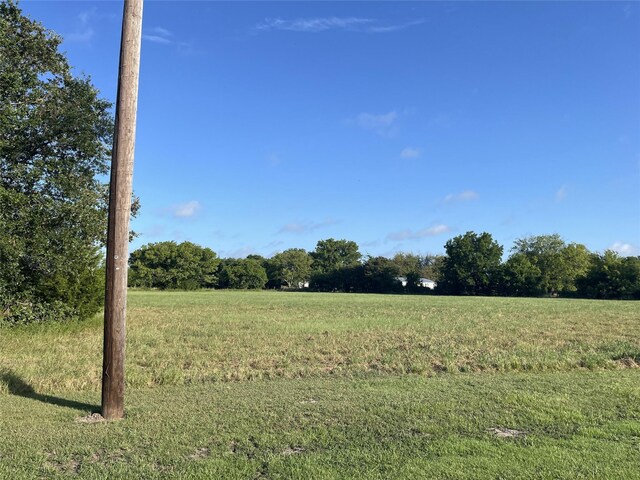 Listing photo 3 for 220 Tomahawk Dr, West Tawakoni TX 75474