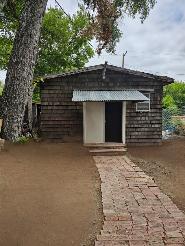 view of outbuilding