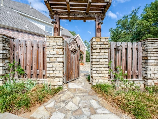 10783 Stagecoach Pass, Pilot Point, TX 76258 - view of gate
