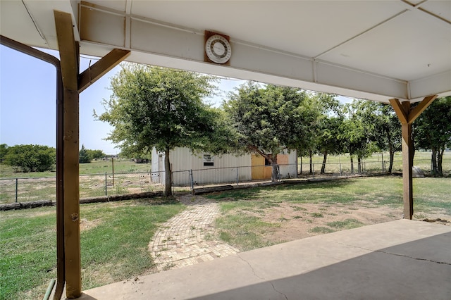 view of yard featuring a patio