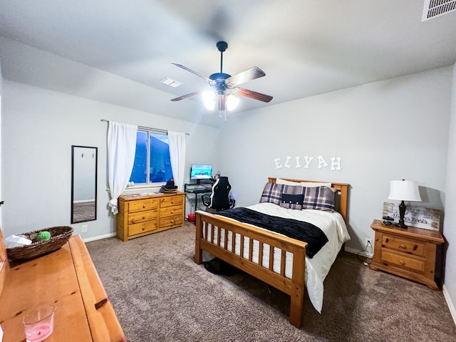 bedroom featuring carpet floors and ceiling fan