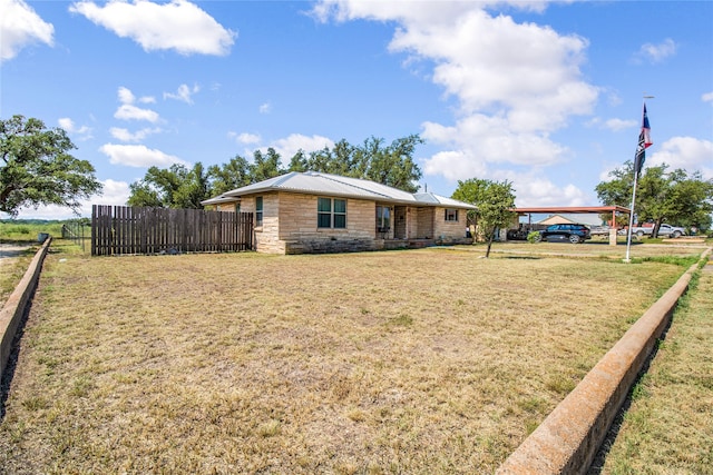 view of yard featuring a carport