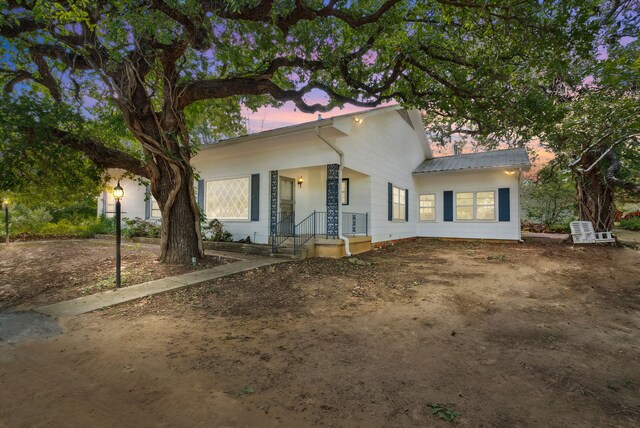 view of front of home