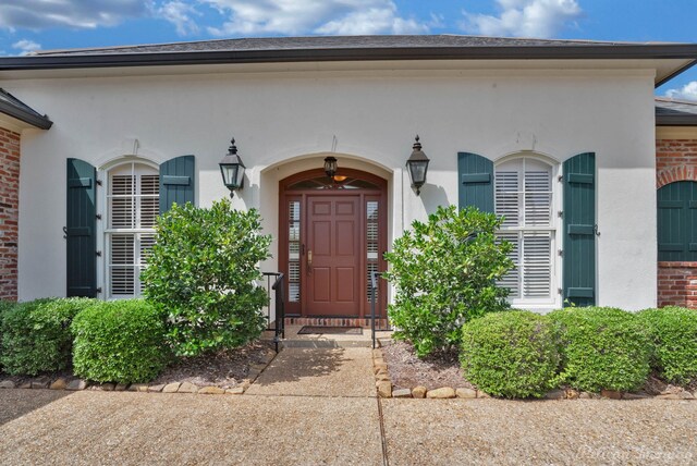 view of exterior entry