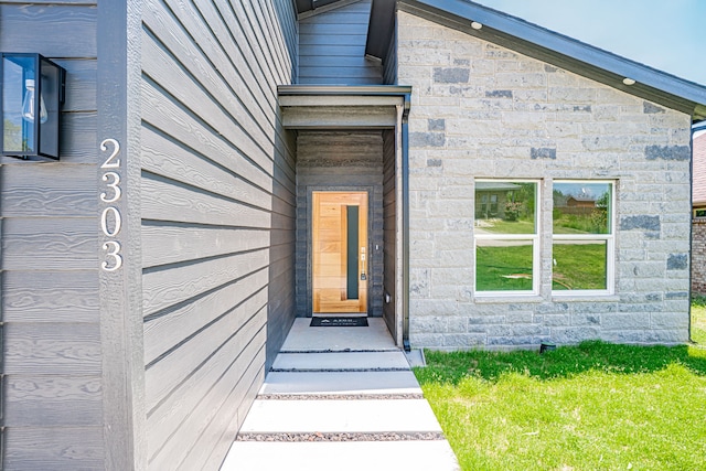 view of property entrance