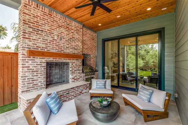 view of patio featuring ceiling fan