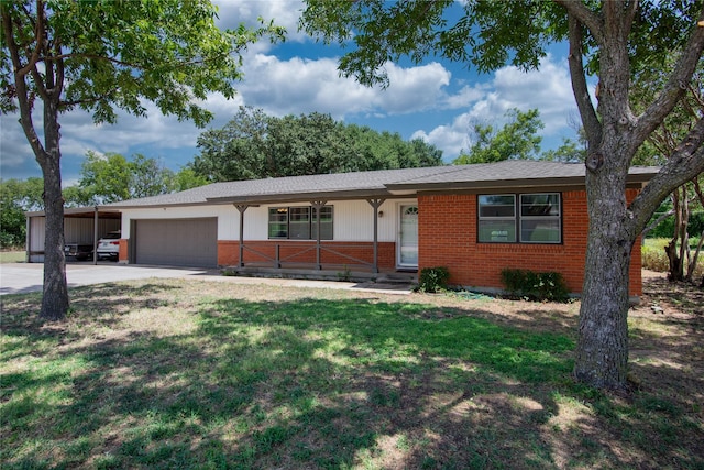 ranch-style home featuring a garage