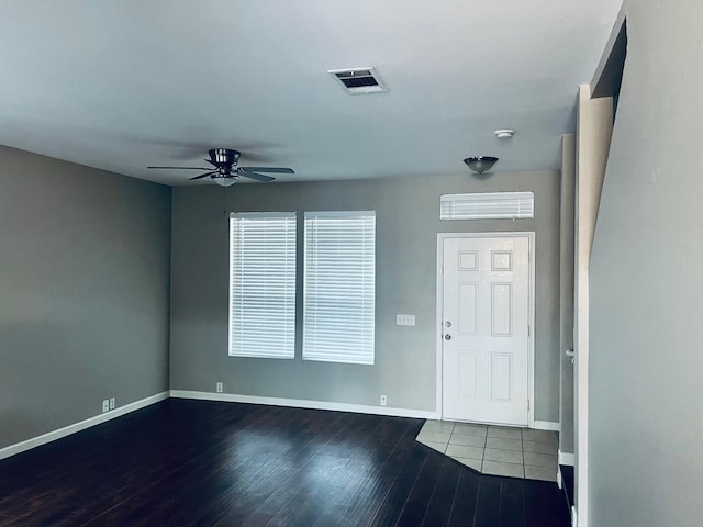 entrance foyer featuring hardwood / wood-style flooring and ceiling fan