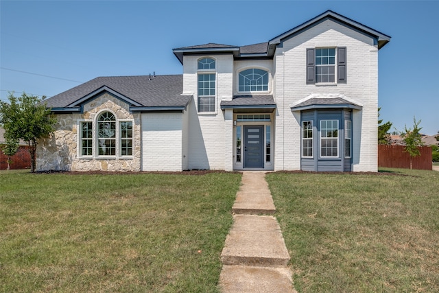 view of front of property with a front yard