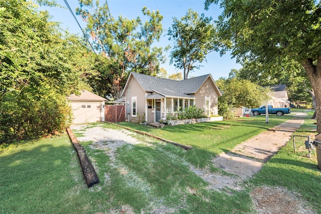 view of front of house with a front yard